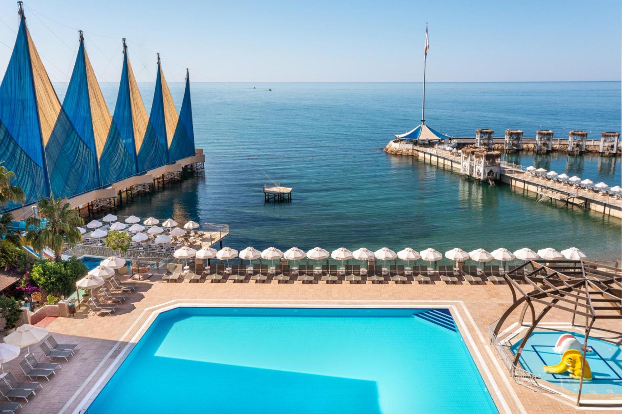 Adin Resort Hotel 아브살라르 외부 사진