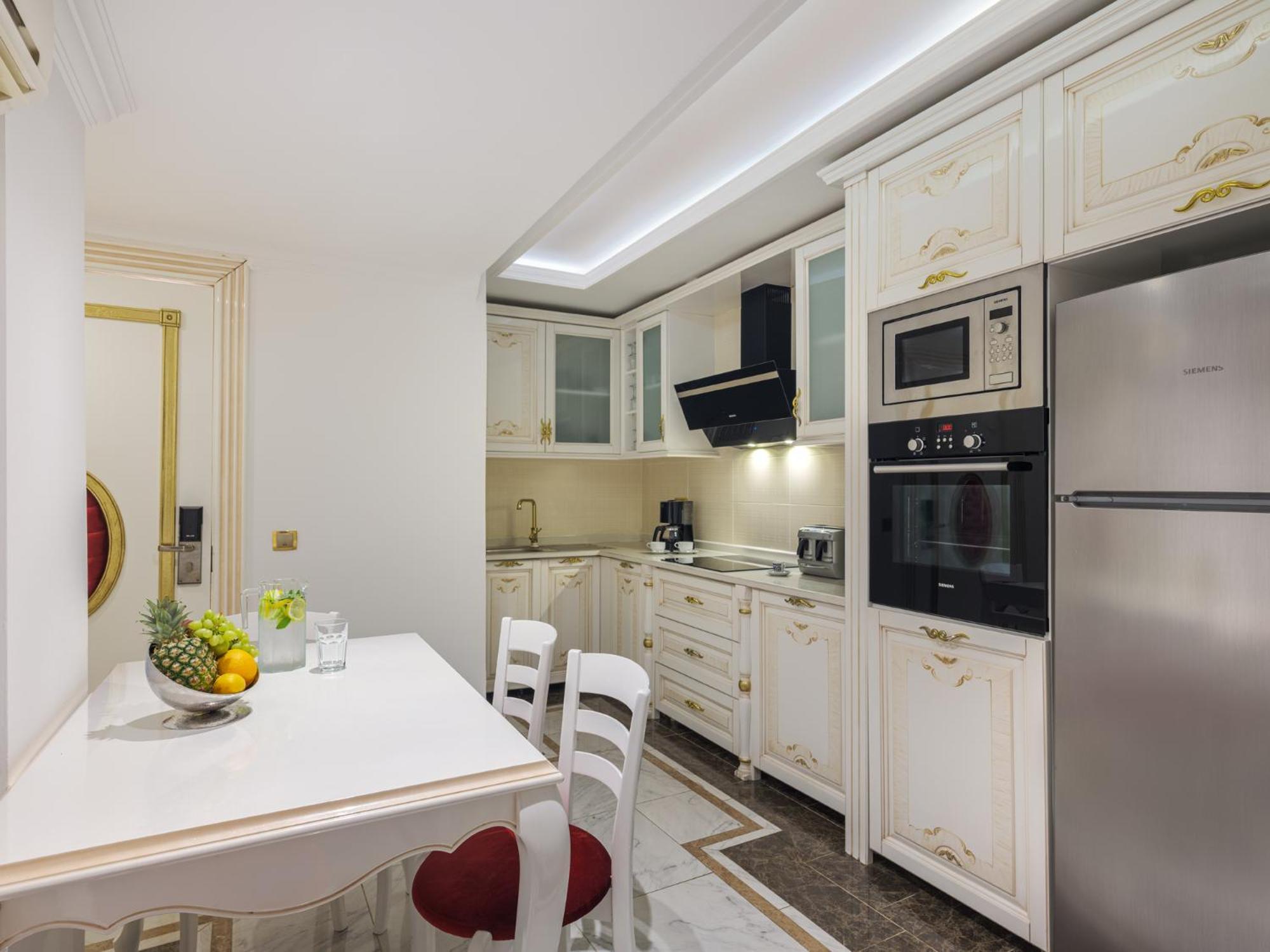 Adin Resort Hotel 아브살라르 외부 사진